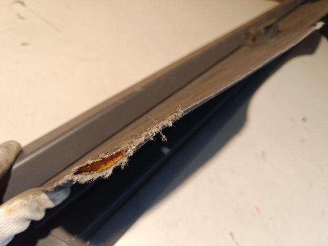 bontott FORD FOCUS II Csomagtér Roló