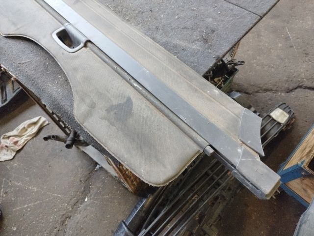 bontott FORD FOCUS II Csomagtér Roló