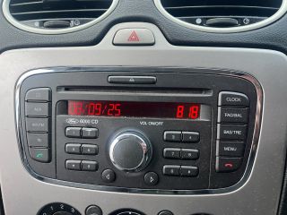 bontott FORD FOCUS II Csomagtérajtó Díszléc