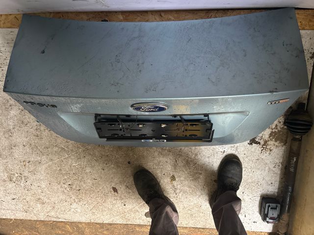 bontott FORD FOCUS II Csomagtérajtó (Részeivel)