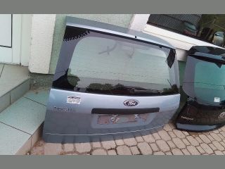 bontott FORD FOCUS II Csomagtérajtó (Részeivel)