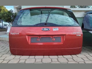 bontott FORD FOCUS II Csomagtérajtó (Részeivel)