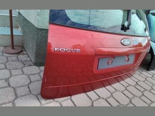 bontott FORD FOCUS II Csomagtérajtó (Részeivel)