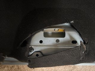 bontott FORD FOCUS II Csomagtérajtó (Részeivel)