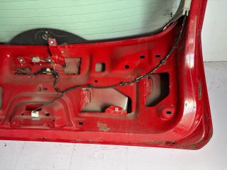 bontott FORD FOCUS II Csomagtérajtó (Részeivel)