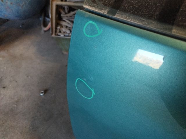 bontott FORD FOCUS II Csomagtérajtó (Részeivel)