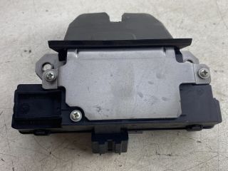 bontott FORD FOCUS II Csomagtérajtó Zárszerkezet