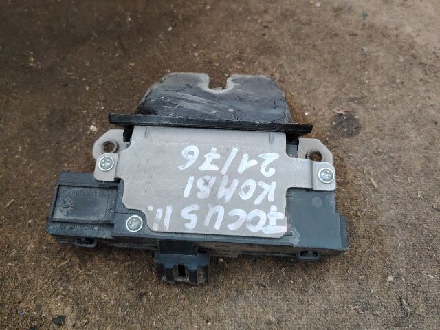 bontott FORD FOCUS II Csomagtérajtó Zárszerkezet