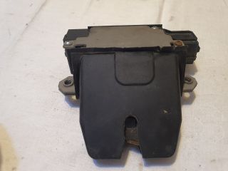 bontott FORD FOCUS II Csomagtérajtó Zárszerkezet