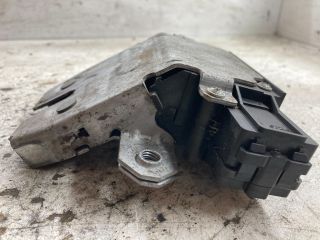 bontott FORD FOCUS II Csomagtérajtó Zárszerkezet