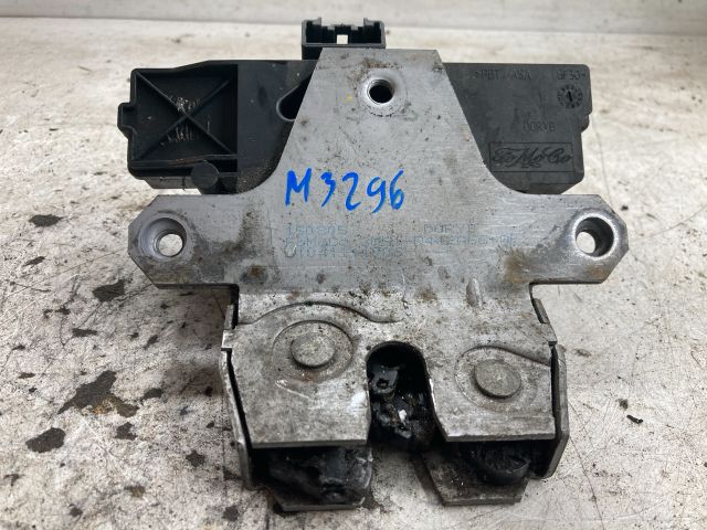 bontott FORD FOCUS II Csomagtérajtó Zárszerkezet