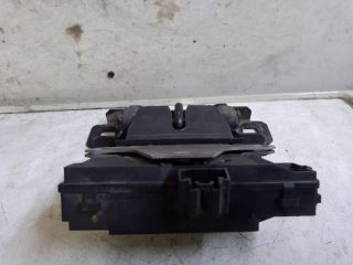 bontott FORD FOCUS II Csomagtérajtó Zárszerkezet