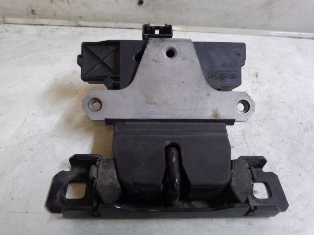 bontott FORD FOCUS II Csomagtérajtó Zárszerkezet