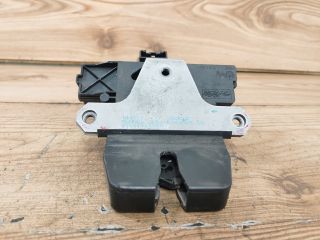 bontott FORD FOCUS II Csomagtérajtó Zárszerkezet