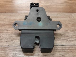 bontott FORD FOCUS II Csomagtérajtó Zárszerkezet