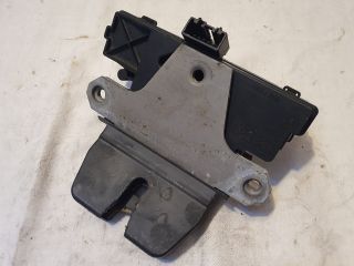 bontott FORD FOCUS II Csomagtérajtó Zárszerkezet