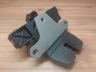 bontott FORD FOCUS II Csomagtérajtó Zárszerkezet