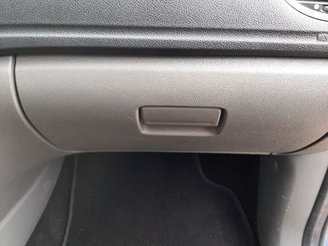 bontott FORD FOCUS II Csomagtérajtó Zárszerkezet