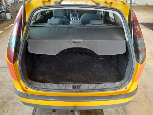 bontott FORD FOCUS II Csomagtérajtó Zárszerkezet