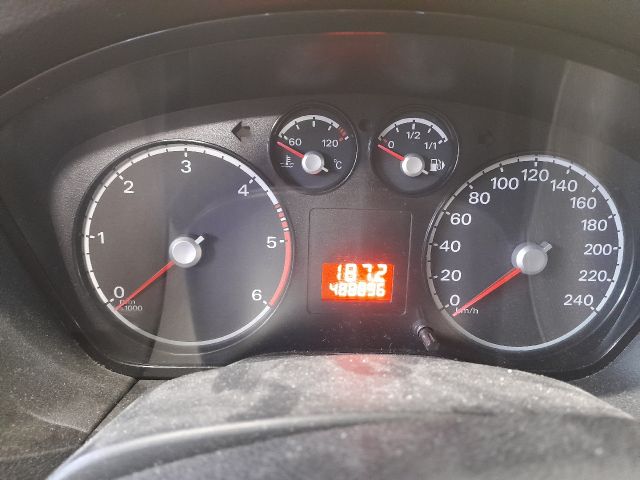 bontott FORD FOCUS II Csomagtérajtó Zárszerkezet