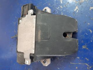 bontott FORD FOCUS II Csomagtérajtó Zárszerkezet