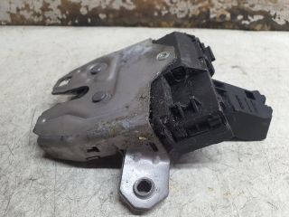 bontott FORD FOCUS II Csomagtérajtó Zárszerkezet