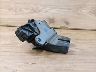 bontott FORD FOCUS II Csomagtérajtó Zárszerkezet