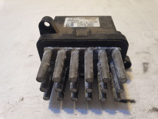 bontott FORD FOCUS II Előtét Ellenállás Fűtőmotor