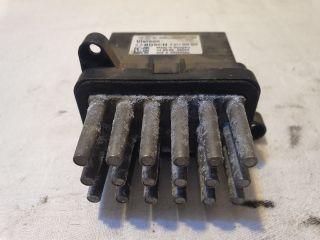 bontott FORD FOCUS II Előtét Ellenállás Fűtőmotor