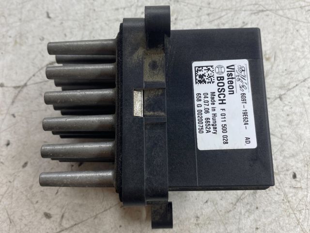 bontott FORD FOCUS II Előtét Ellenállás Fűtőmotor