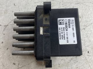 bontott FORD FOCUS II Előtét Ellenállás Fűtőmotor