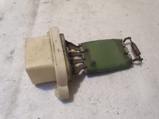 bontott FORD FOCUS II Előtét Ellenállás Fűtőmotor