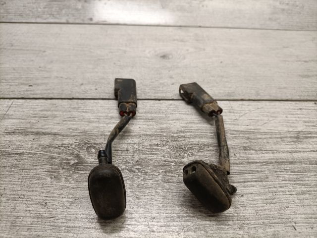 bontott FORD FOCUS II Első Ablakmosó Fúvóka