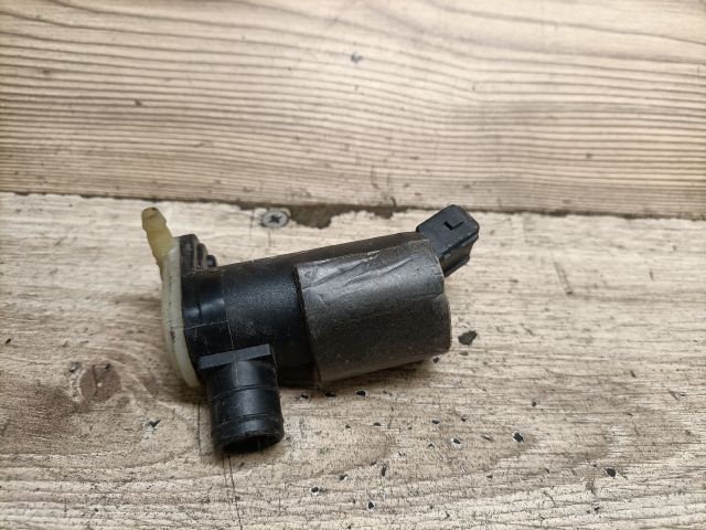 bontott FORD FOCUS II Első Ablakmosó Szivattyú