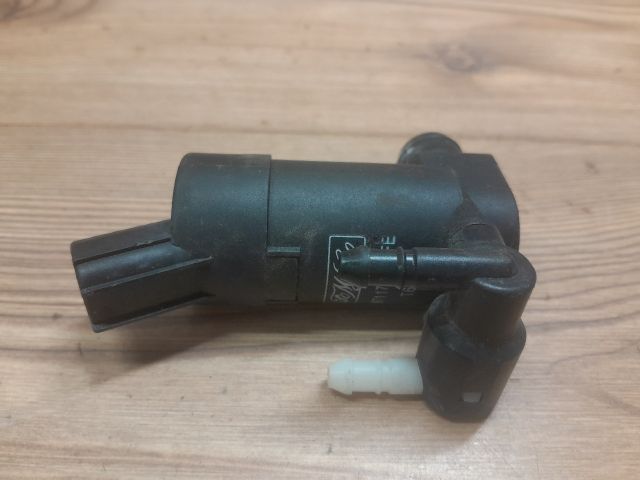 bontott FORD FOCUS II Első Ablakmosó Szivattyú