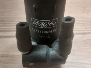 bontott FORD FOCUS II Első Ablakmosó Szivattyú