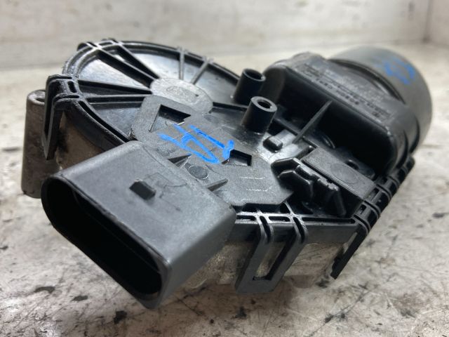 bontott FORD FOCUS II Első Ablaktörlő Motor