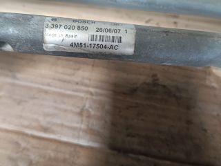 bontott FORD FOCUS II Első Ablaktörlő Motor