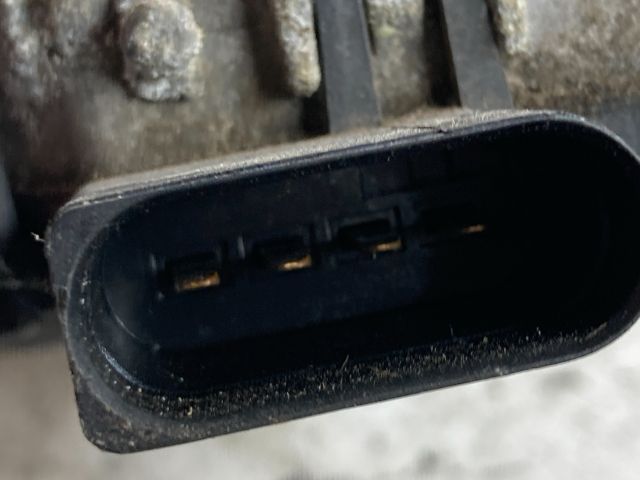 bontott FORD FOCUS II Első Ablaktörlő Motor