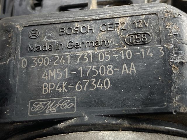 bontott FORD FOCUS II Első Ablaktörlő Motor