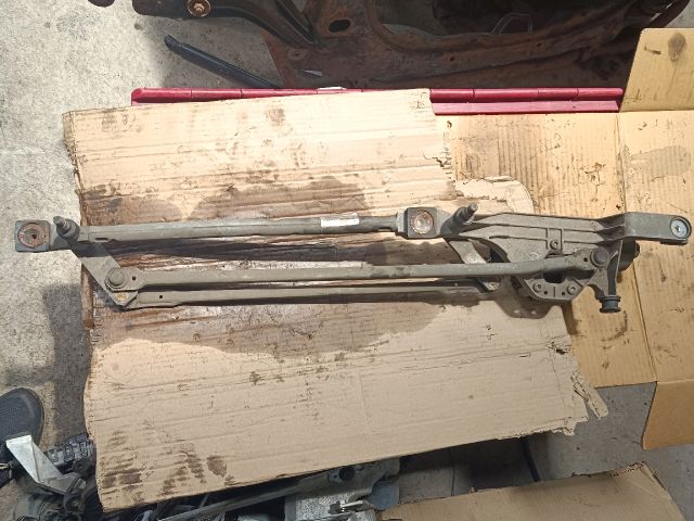 bontott FORD FOCUS II Első Ablaktörlő Motor