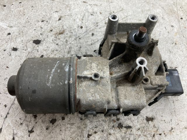 bontott FORD FOCUS II Első Ablaktörlő Motor