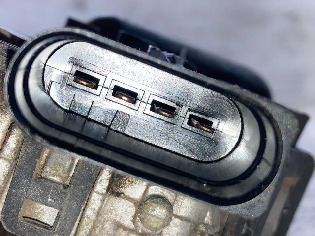 bontott FORD FOCUS II Első Ablaktörlő Motor