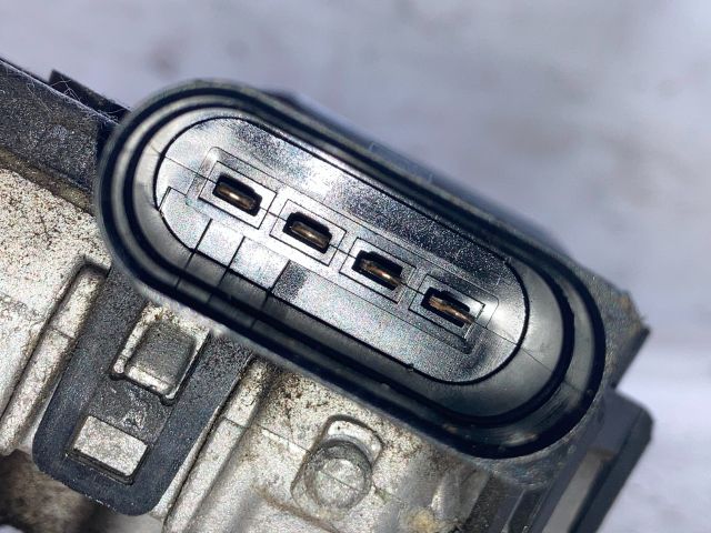 bontott FORD FOCUS II Első Ablaktörlő Motor