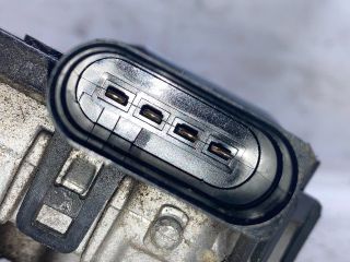 bontott FORD FOCUS II Első Ablaktörlő Motor