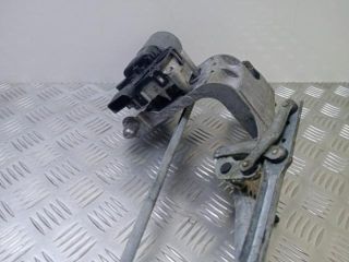 bontott FORD FOCUS II Első Ablaktörlő Szerkezet Motorral