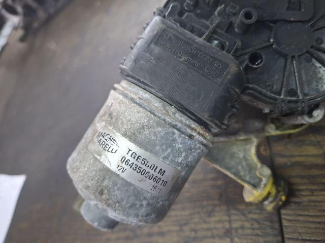 bontott FORD FOCUS II Első Ablaktörlő Szerkezet Motorral