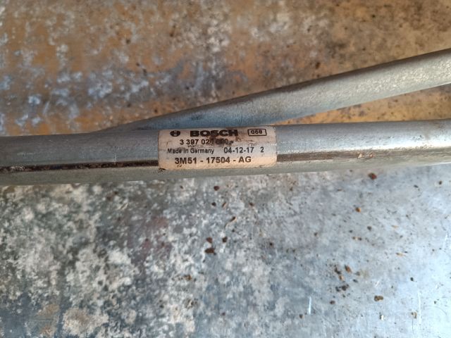 bontott FORD FOCUS II Első Ablaktörlő Szerkezet Motorral