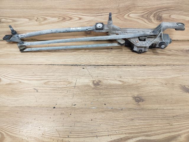 bontott FORD FOCUS II Első Ablaktörlő Szerkezet Motorral