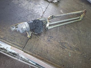 bontott FORD FOCUS II Első Ablaktörlő Szerkezet Motorral